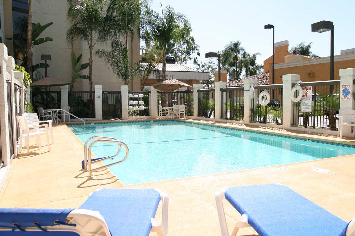 Hampton Inn Los Angeles-West Covina Bagian luar foto